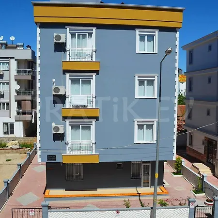 Pratik Ev Apartment *
